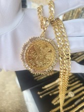 Hermosa moneta estilo 50 pesos